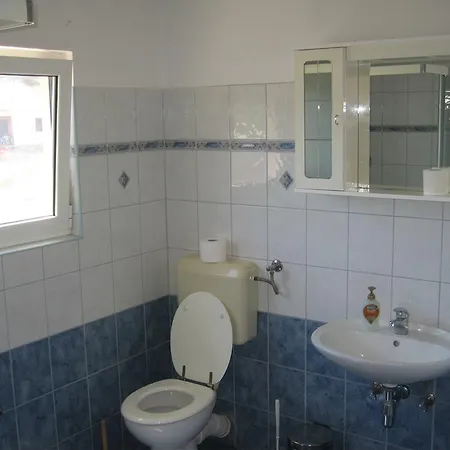 Nevera Pasman,banj דירה